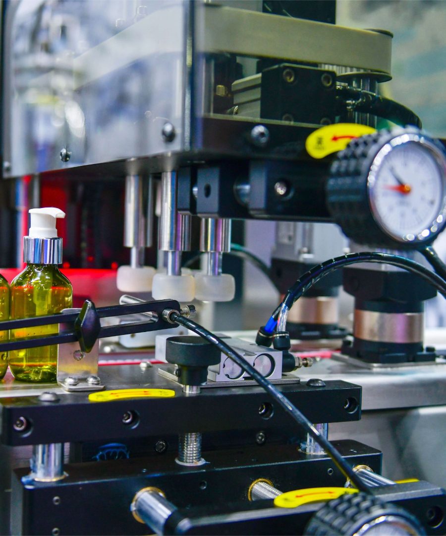 Automatic Liquid Filling and Capping Machine